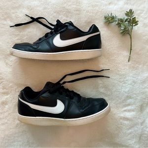 Nike | Ebernon Low - Black/White Sneakers - Size 11 - EUC